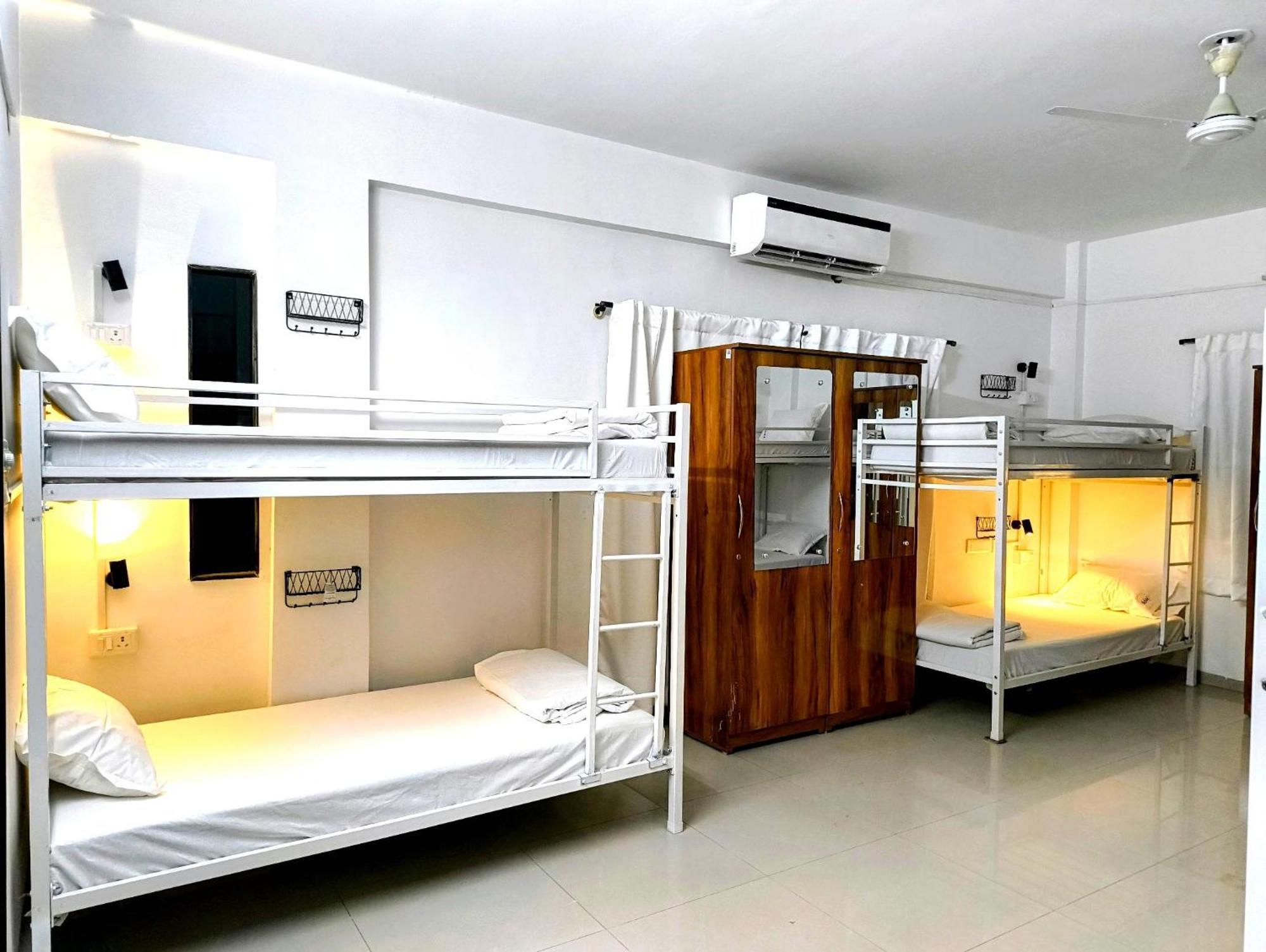 Hoshtel99 - Lux - Stay, Cowork And Cafe - Luxurious Bungalow Pune Eksteriør bilde